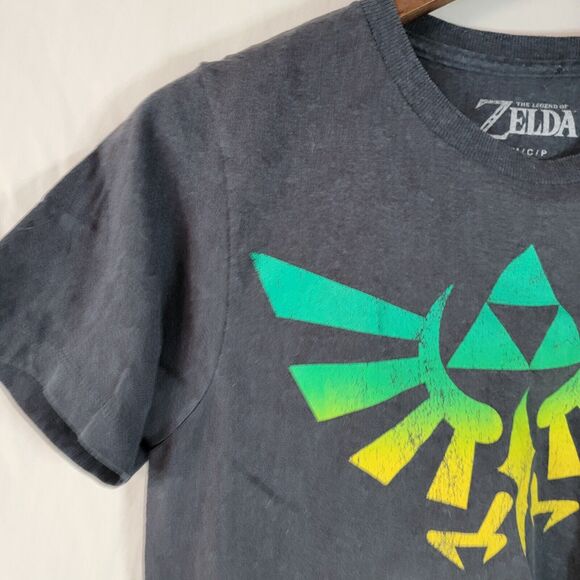 The Legend Of Zelda Official T-Shirt Adult Size Small Grey with Multicolor logo - Picture 5 of 13